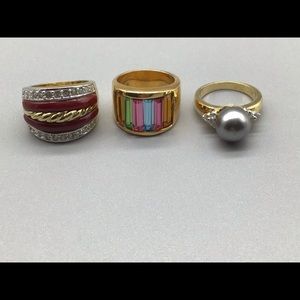 Lot of 3 size 6 gold tone fashion rings